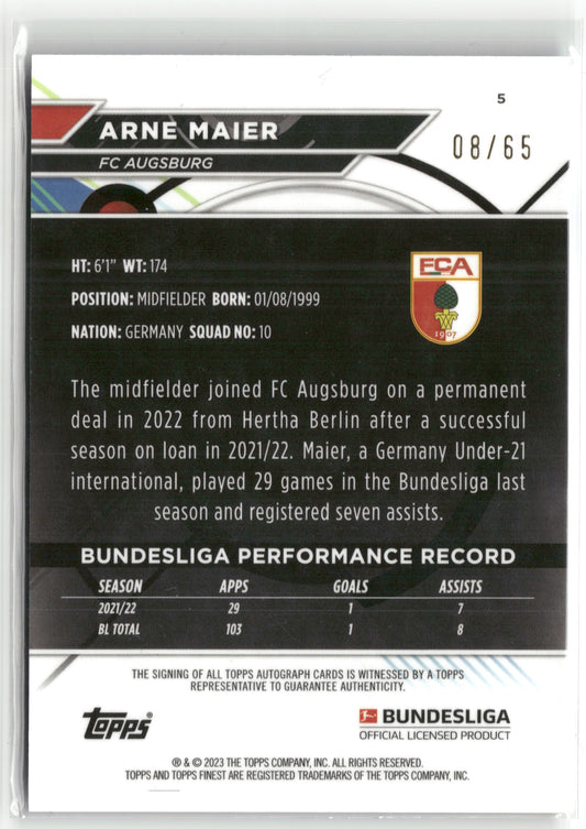 Fußball Arne Maier Topps Finest Bundesliga 2022-23 #5 True Blue Auto /65 FC Augsburg Trading Card Original