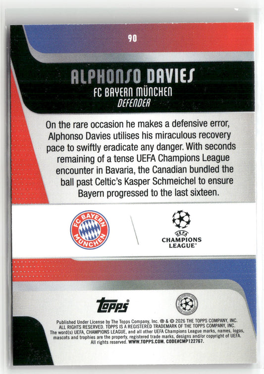 Fußball Alphonso Davies 2025-26 Topps UEFA Champions League #90 Purple Carnival Refractor /75 FC Bayern München Trading Card Original