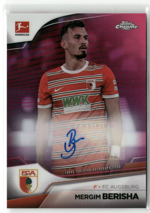 Fußball Mergim Berisha 2022-23 Topps Chrome Bundesliga #BCA-MB Magenta Auto /150 FC Augsburg Trading Card Original