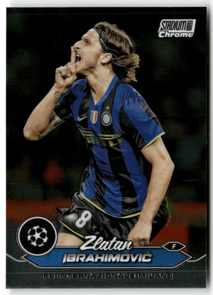 Fußball Zlatan Ibrahimović Stadium Club Chrome UEFA Champions League 2024 #88 FC Internazionale Milano Trading Card Original