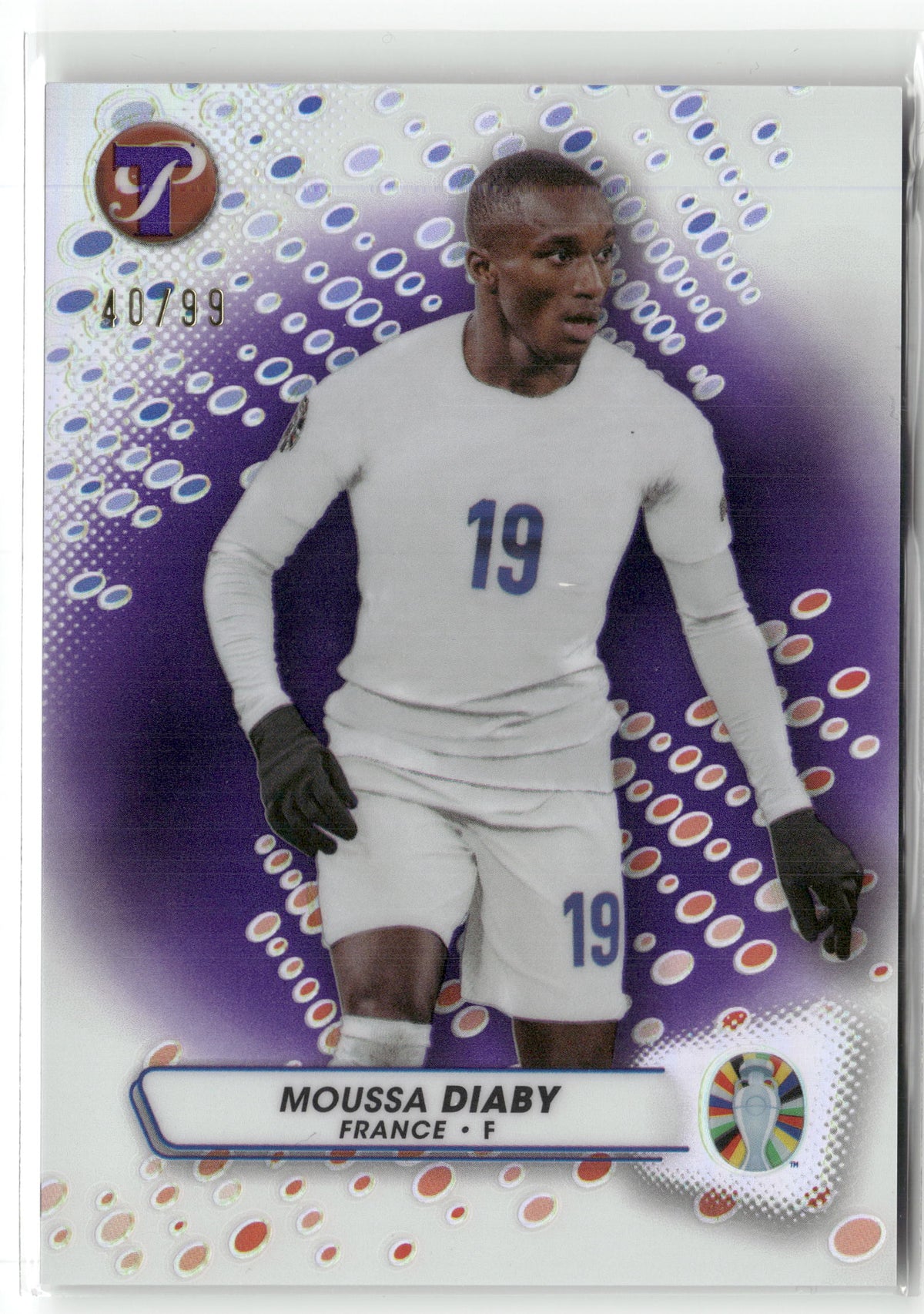 Fußball Moussa Diaby 2023 Topps Pristine Road to UEFA Euro 2024 #58 Purple /99 France Trading Card Original