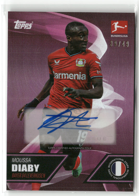 Fußball Moussa Diaby 2023 Topps Bundesliga True Purple Auto /49 Bayer 04 Leverkusen Trading Card Original