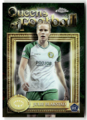 Fußball Julie Blakstad 2024-25 Topps Chrome UEFA Women's Champions League Queens of Football #QF-14 Hammarby IF Rookie Card RC Trading Card Original