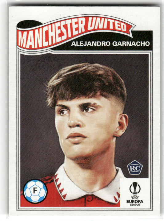 Fußball Alejandro Garnacho Topps UEFA Europa League Living Set 2023 #526 Manchester United Rookie Card RC Trading Card Original