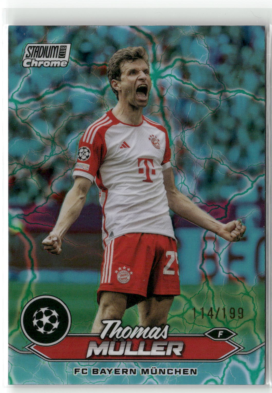 Fußball Thomas Müller 2024 Topps Stadium Club Chrome UEFA Champions League #25 Electric Aqua /199 FC Bayern München Trading Card Original