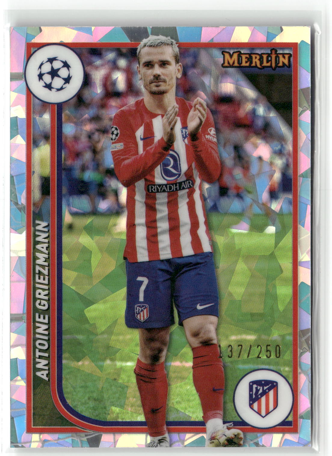 Fußball Antoine Griezmann 2024 Topps Merlin Collections UEFA Champions League #17 Cracked Ice /250 Atlético de Madrid Trading Card Original