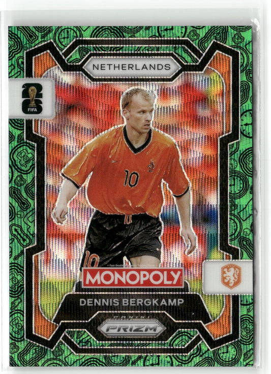 Fußball Dennis Bergkamp 2026 Panini Monopoly Prizm FIFA World Cup 26 #74 Four Corners Green Prizm Netherlands Trading Card Original