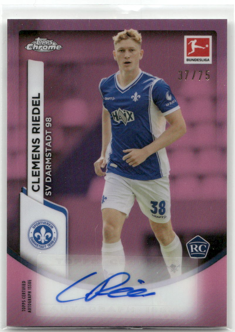 Fußball Clemens Riedel Rookie - 2023-24 Topps Chrome Bundesliga - True Pink Rookie Auto /75 - SV Darmstadt 98 #BCA-CR Trading Card Original