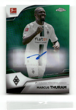 Fußball Marcus Thuram - 2022-23 Topps Chrome Bundesliga - True Green Auto /99 - Borussia Mönchengladbach #BCA-MTH Trading Card Original