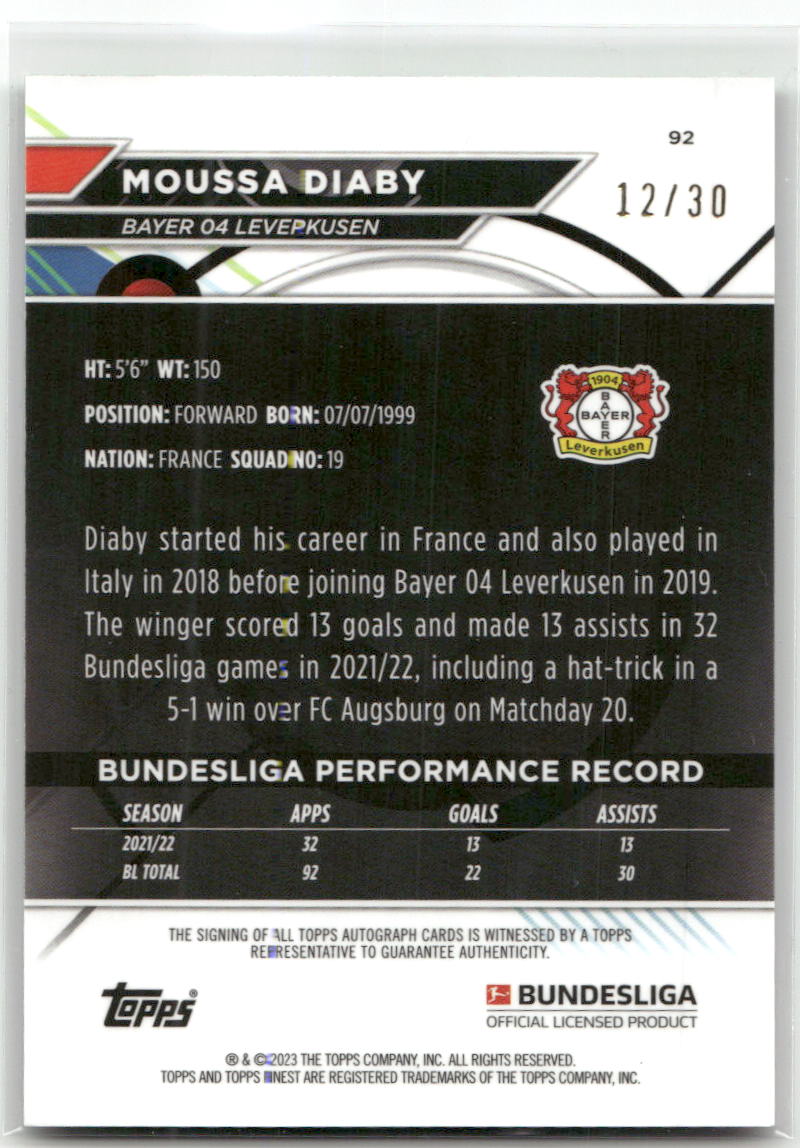 Fußball Moussa Diaby - 2022-23 Topps Finest Bundesliga - Green Wave Auto /30 - Bayer 04 Leverkusen #92 Trading Card Original