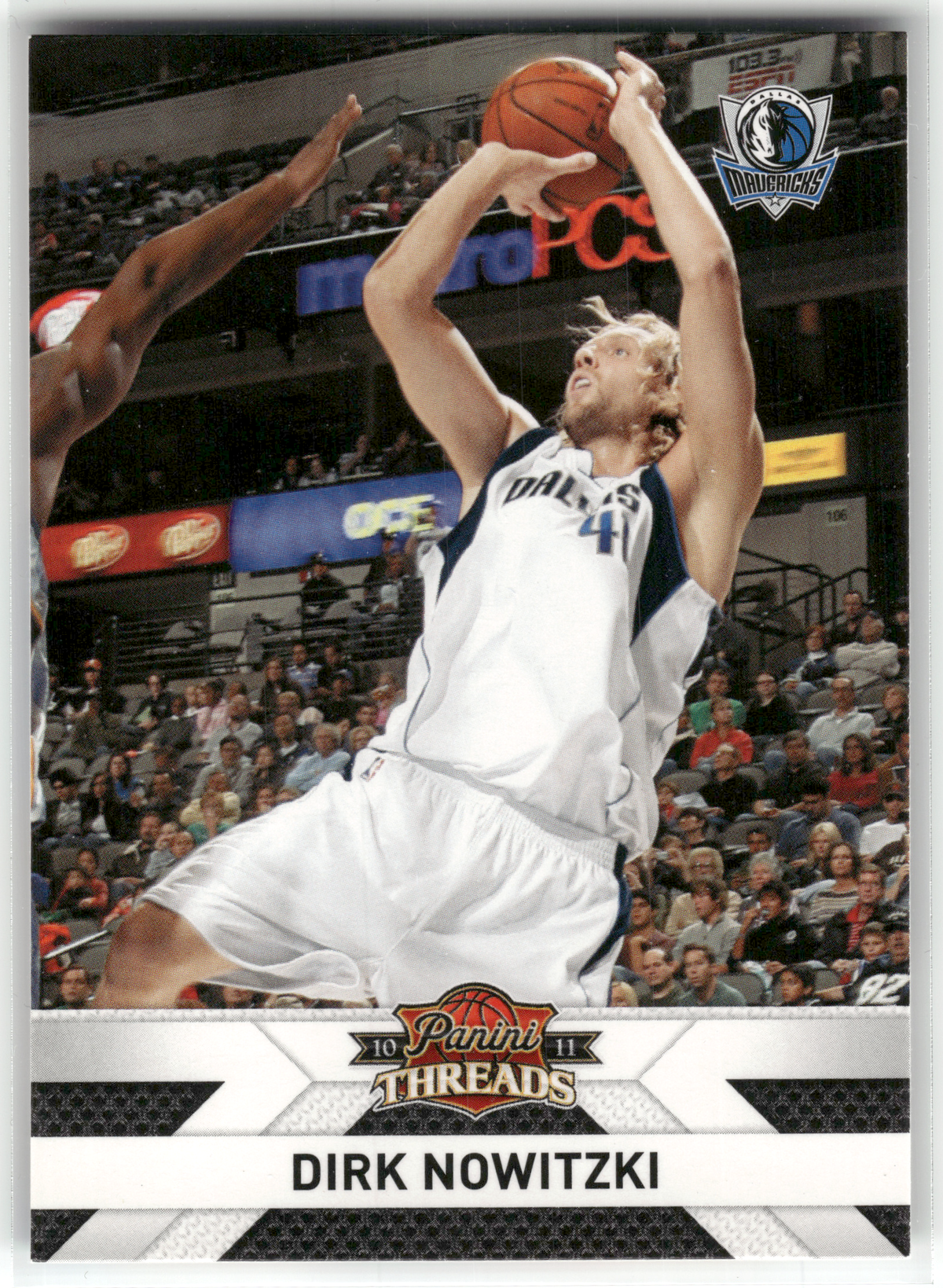 Basketball NBA Dirk Nowitzki - 2010-11 Panini Threads - Dallas Mavericks #106 Trading Card Original