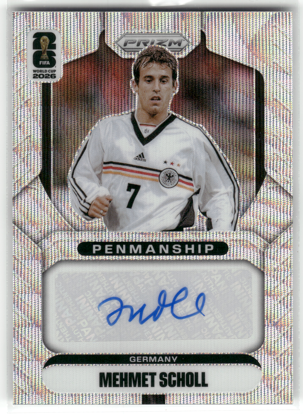 Fußball Mehmet Scholl - 2026 Panini Prizm FIFA World Cup 2026 Soccer - Silver Wave Prizm Auto - Germany #P-MSL Trading Card Original