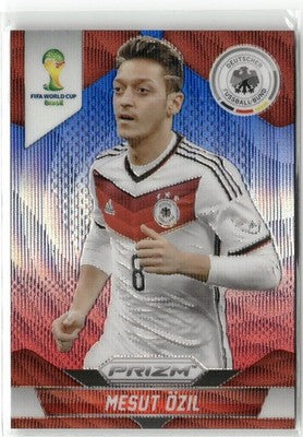 Fußball Mesut Özil 2014 Panini Prizm World Cup #88 Blue & Red Wave Prizm Germany Trading Card Original