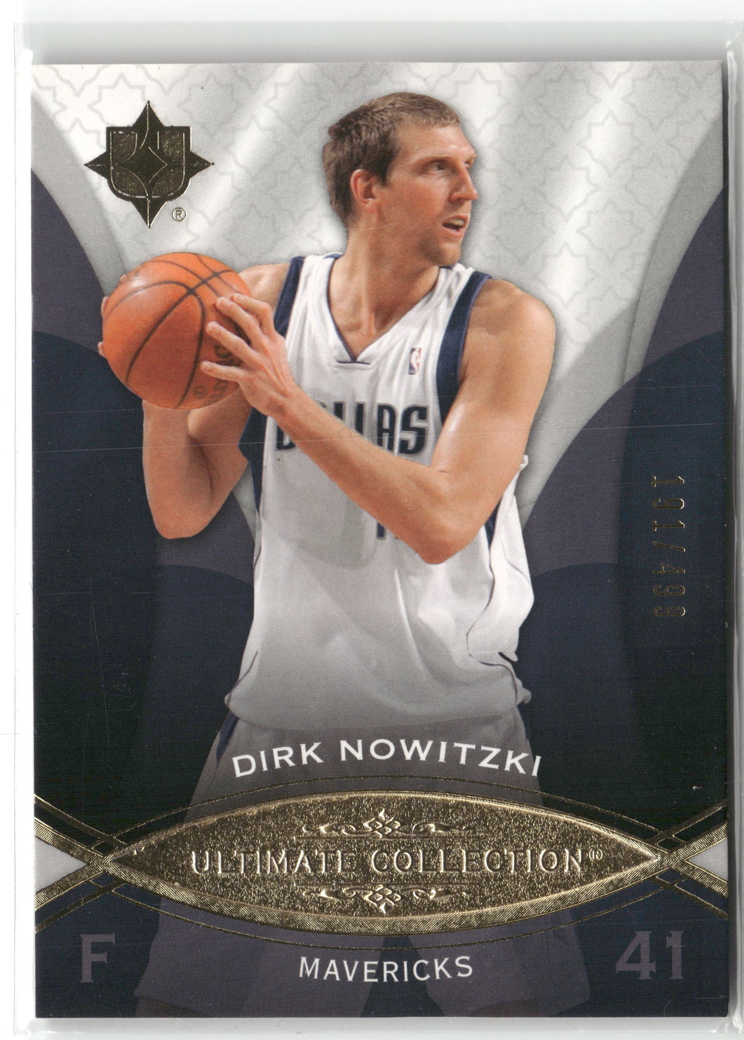 Basketball NBA Dirk Nowitzki 2008-09 Upper Deck Ultimate Collection Basketball #60 Dallas Mavericks Trading Card Original