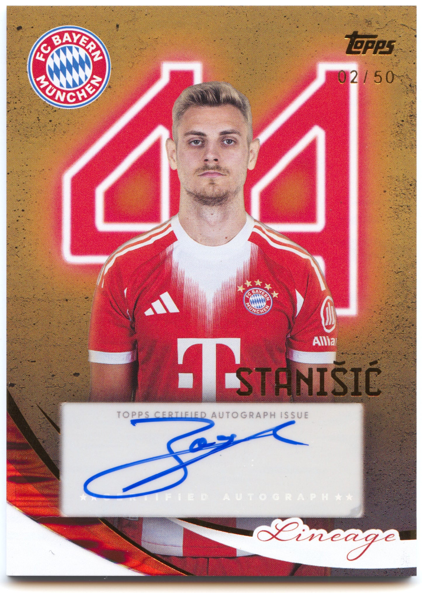 Fußball Josip Stanišić Topps Lineage 2025-26 FC Bayern München #AK-JS Auto Gold /50 FC Bayern München Trading Card Original
