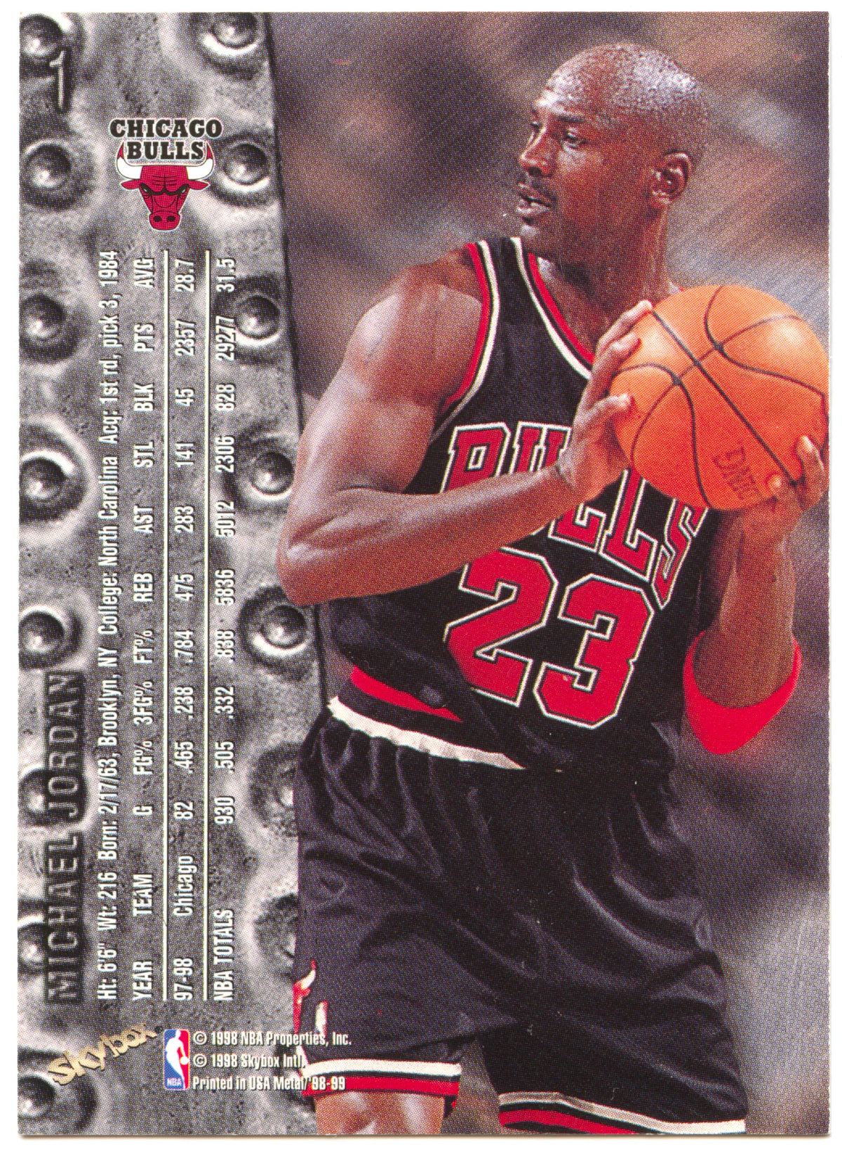 Basketball NBA Michael Jordan 1998-99 Metal Universe #1 Chicago Bulls Trading Card Original
