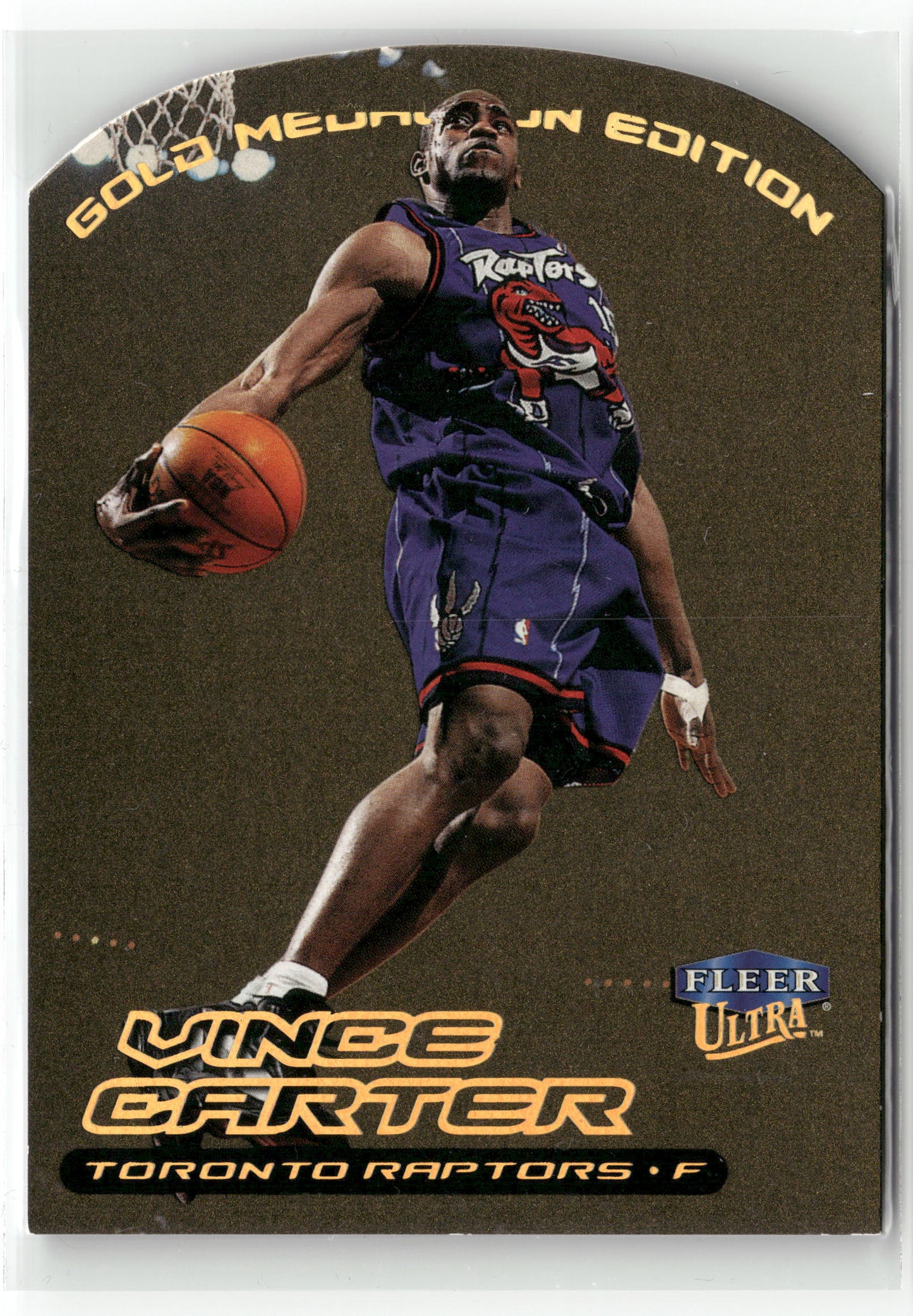 Basketball NBA Vince Carter 1999-00 Fleer Ultra Gold Medallion Edition #16 Gold Medallion Edition (Medallion leicht abgenutzt) Toronto Raptors Trading Card Original