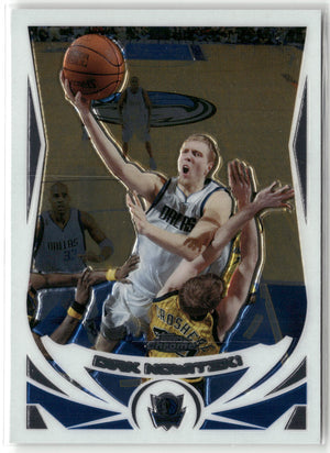 Basketball NBA Dirk Nowitzki 2004-05 Topps Chrome #41 Dallas Mavericks Trading Card Original
