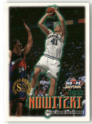 Basketball NBA Dirk Nowitzki 1999-00 NBA Hoops Skybox #98 Dallas Mavericks Trading Card Original