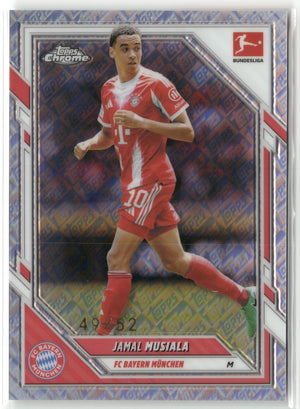 Fußball Jamal Musiala Topps Chrome Bundesliga 2023-24 #81 Toppsfractor /52 FC Bayern München Trading Card Original